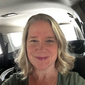 Meet your Posher, Brenda